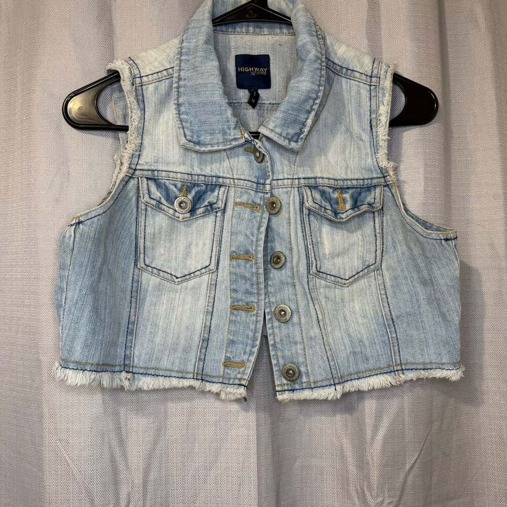 Highway Jeans Size M Light Wash Cropped Raw Edge Denim Vest